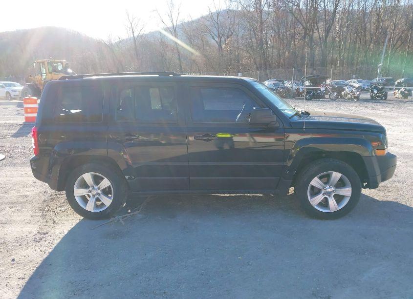 Photo 13 of 2012 Jeep Patriot SPORT (VIN 1C4NJRBB0CD672367)