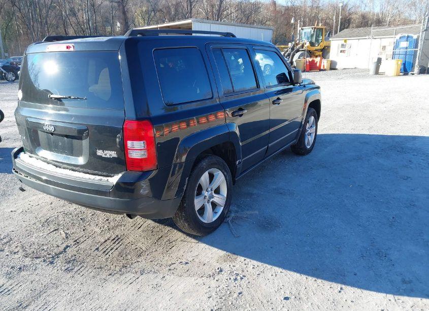 Photo 4 of 2012 Jeep Patriot SPORT (VIN 1C4NJRBB0CD672367)