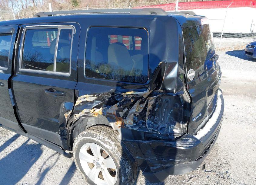 Photo 6 of 2012 Jeep Patriot SPORT (VIN 1C4NJRBB0CD672367)
