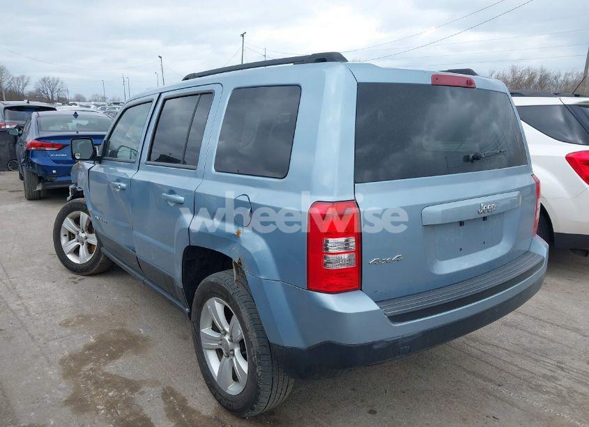Photo 3 of 2013 Jeep Patriot SPORT (VIN 1C4NJRBB0DD196266)
