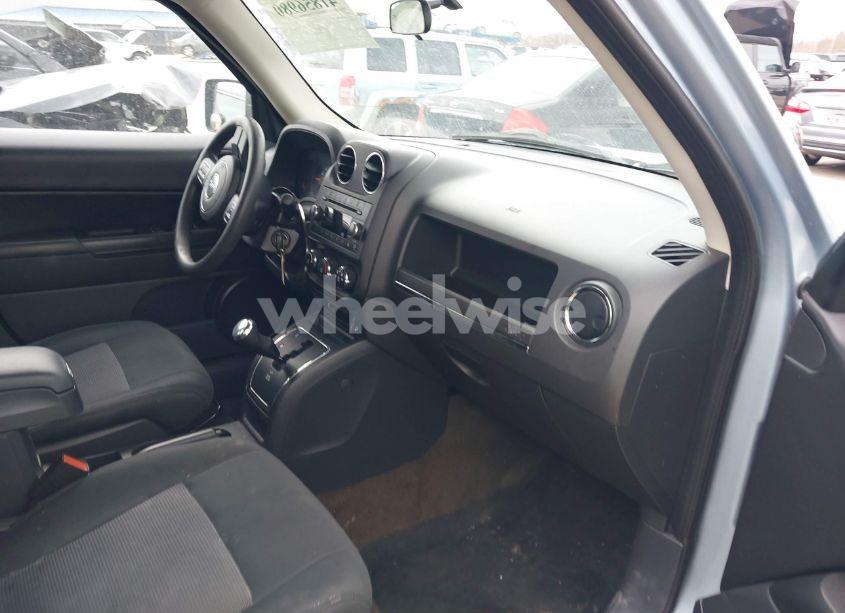 Photo 5 of 2013 Jeep Patriot SPORT (VIN 1C4NJRBB0DD196266)