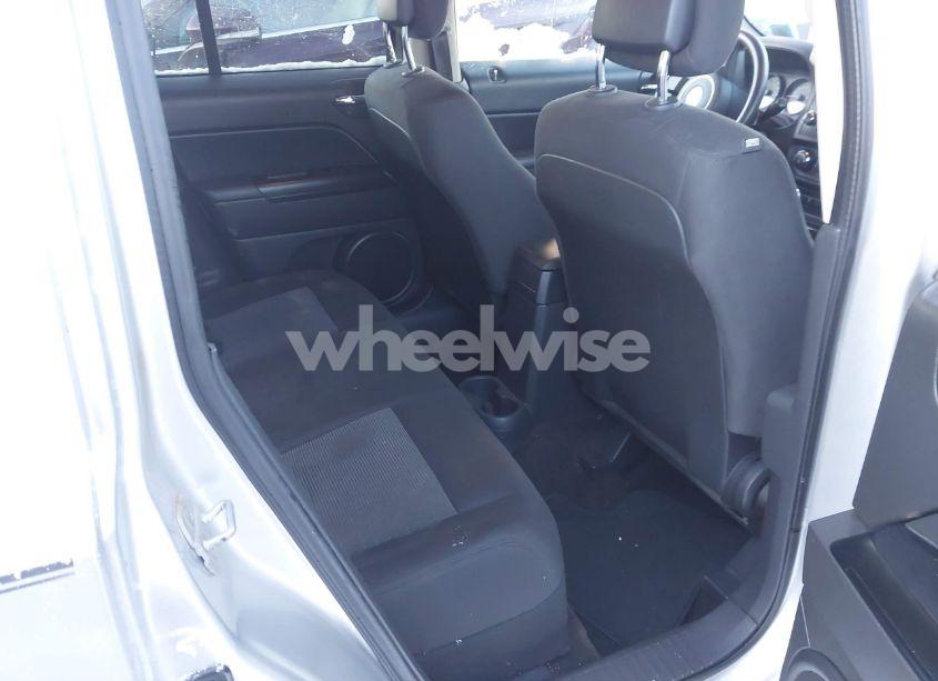 Photo 8 of 2014 Jeep Patriot SPORT (VIN 1C4NJRBB0ED506658)