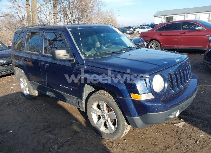 2014 Jeep Patriot SPORT (VIN 1C4NJRBB0ED644426) main photo