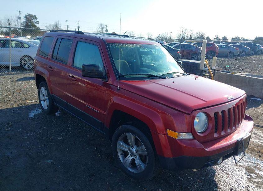 2014 Jeep Patriot SPORT (VIN 1C4NJRBB0ED734028) main photo