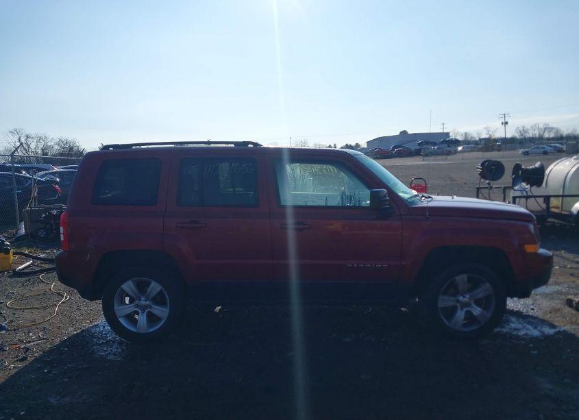 Photo 13 of 2014 Jeep Patriot SPORT (VIN 1C4NJRBB0ED734028)