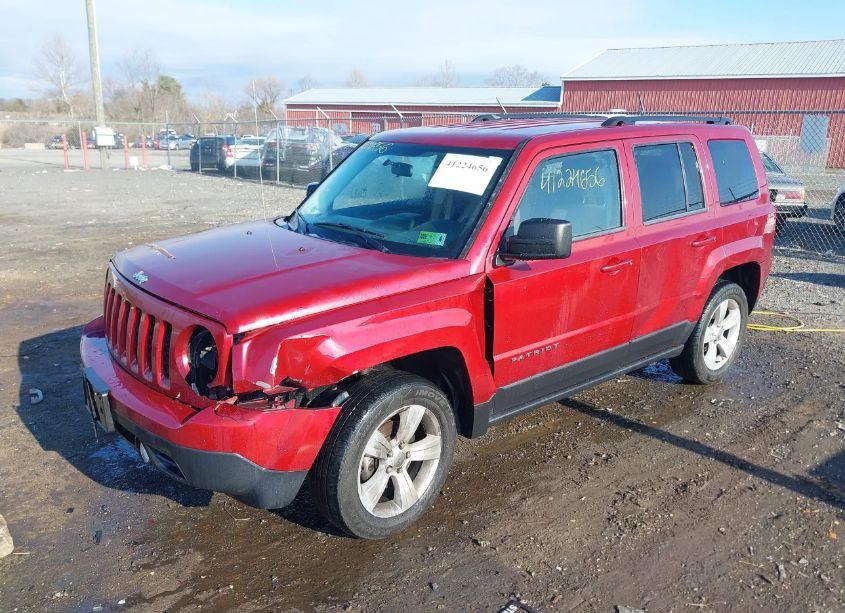 Photo 2 of 2014 Jeep Patriot SPORT (VIN 1C4NJRBB0ED734028)