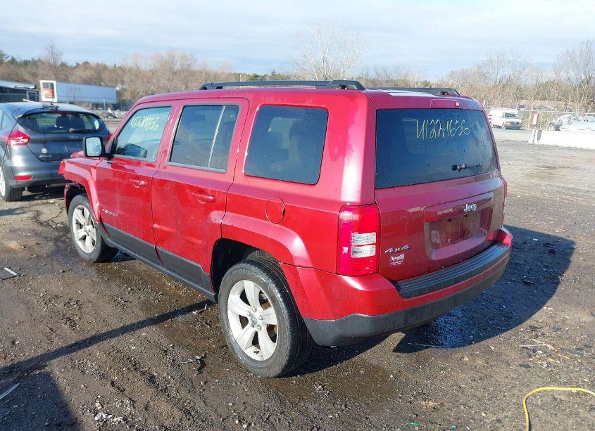 Photo 3 of 2014 Jeep Patriot SPORT (VIN 1C4NJRBB0ED734028)
