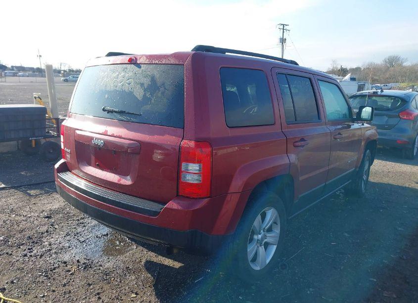 Photo 4 of 2014 Jeep Patriot SPORT (VIN 1C4NJRBB0ED734028)