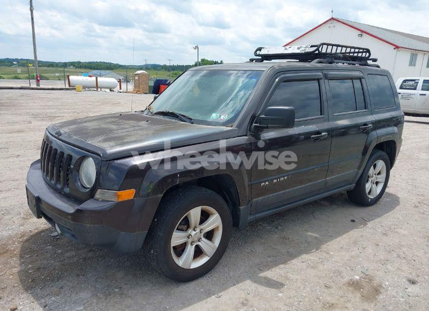 Photo 2 of 2014 Jeep Patriot SPORT (VIN 1C4NJRBB0ED847915)