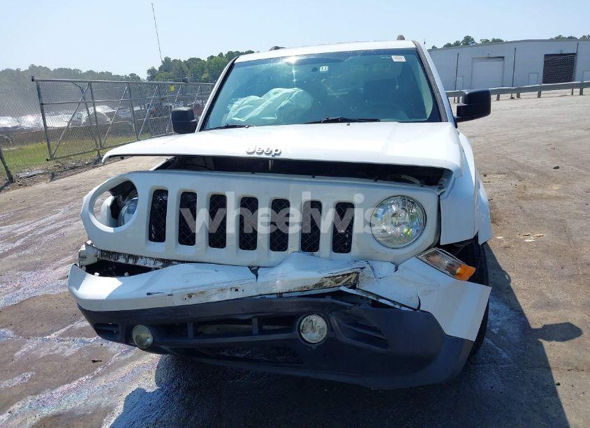 Photo 11 of 2015 Jeep Patriot SPORT (VIN 1C4NJRBB0FD142923)