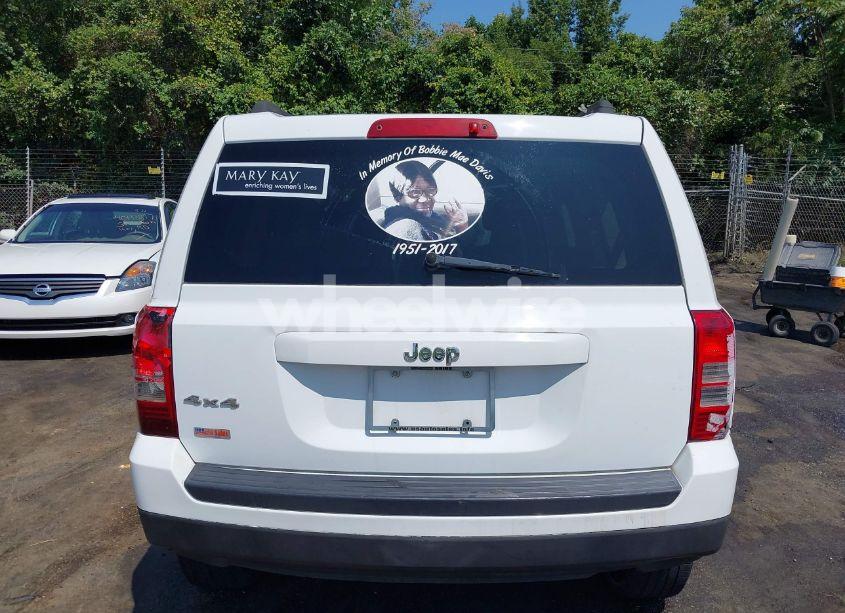 Photo 15 of 2015 Jeep Patriot SPORT (VIN 1C4NJRBB0FD142923)
