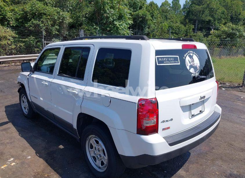 Photo 3 of 2015 Jeep Patriot SPORT (VIN 1C4NJRBB0FD142923)