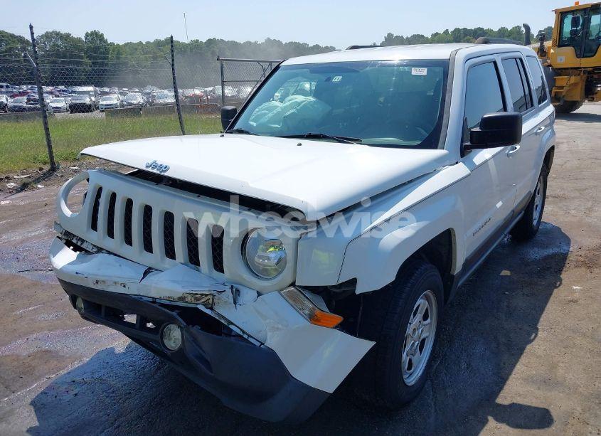 Photo 6 of 2015 Jeep Patriot SPORT (VIN 1C4NJRBB0FD142923)