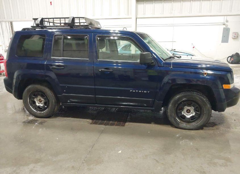 Photo 13 of 2015 Jeep Patriot SPORT (VIN 1C4NJRBB0FD148429)