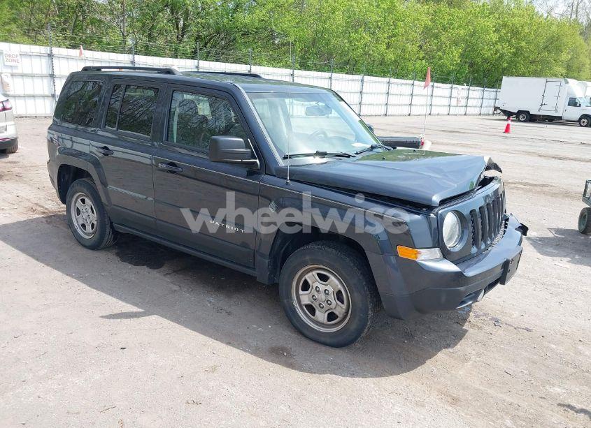 2016 Jeep Patriot SPORT (VIN 1C4NJRBB0GD549884) main photo