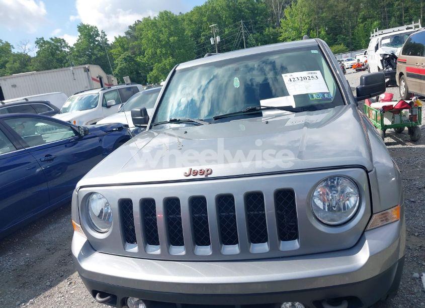 Photo 12 of 2016 Jeep Patriot 75TH ANNIVERSARY (VIN 1C4NJRBB0GD708502)