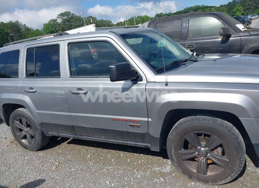 Photo 13 of 2016 Jeep Patriot 75TH ANNIVERSARY (VIN 1C4NJRBB0GD708502)