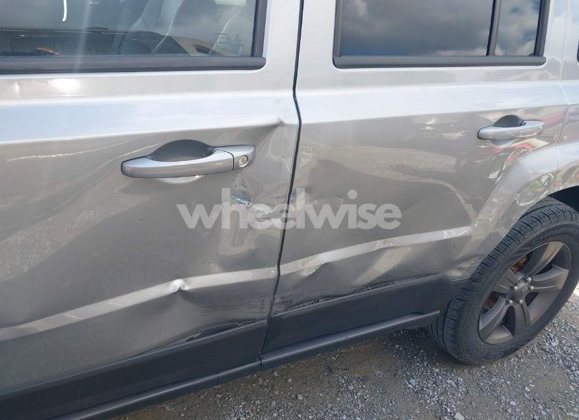 Photo 6 of 2016 Jeep Patriot 75TH ANNIVERSARY (VIN 1C4NJRBB0GD708502)