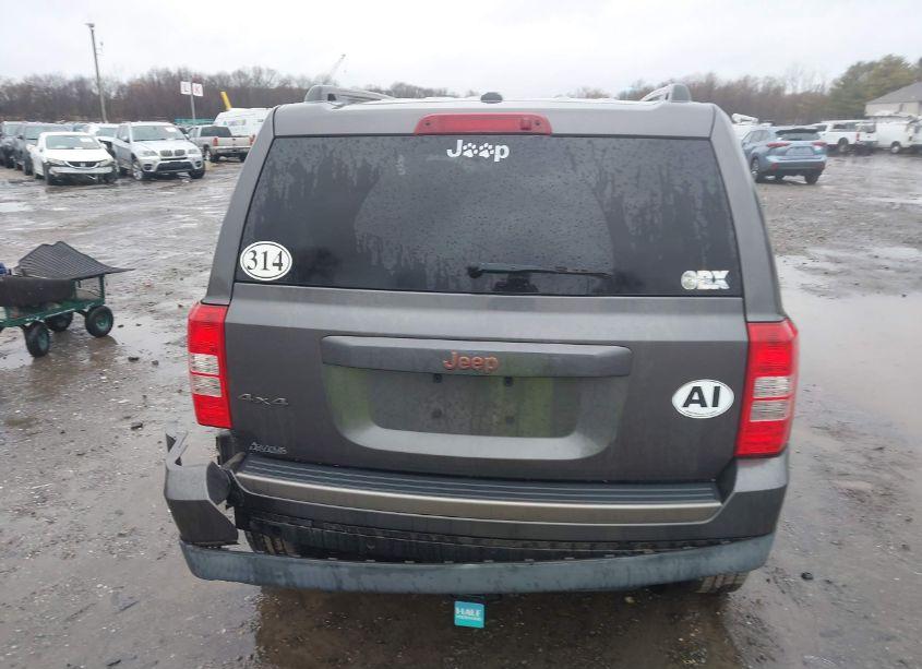 Photo 16 of 2016 Jeep Patriot 75TH ANNIVERSARY (VIN 1C4NJRBB0GD730984)