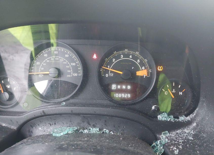 Photo 7 of 2016 Jeep Patriot 75TH ANNIVERSARY (VIN 1C4NJRBB0GD730984)