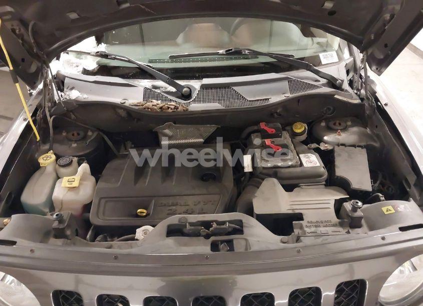 Photo 10 of 2016 Jeep Patriot SPORT (VIN 1C4NJRBB0GD746893)