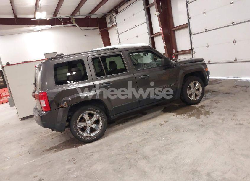 Photo 4 of 2016 Jeep Patriot SPORT (VIN 1C4NJRBB0GD746893)