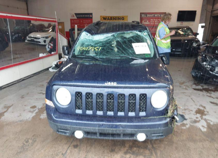 Photo 12 of 2016 Jeep Patriot SPORT (VIN 1C4NJRBB0GD779599)
