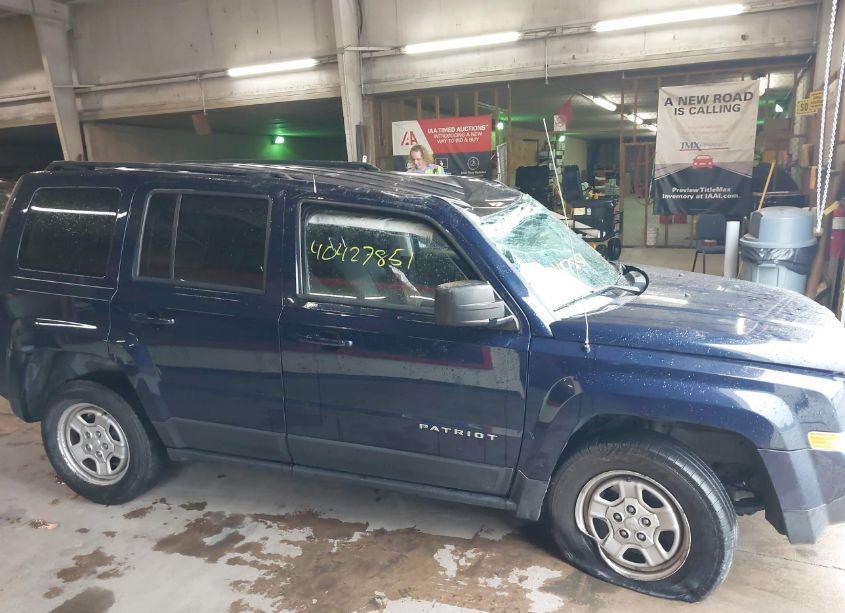 Photo 13 of 2016 Jeep Patriot SPORT (VIN 1C4NJRBB0GD779599)