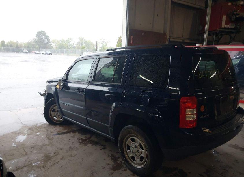 Photo 3 of 2016 Jeep Patriot SPORT (VIN 1C4NJRBB0GD779599)