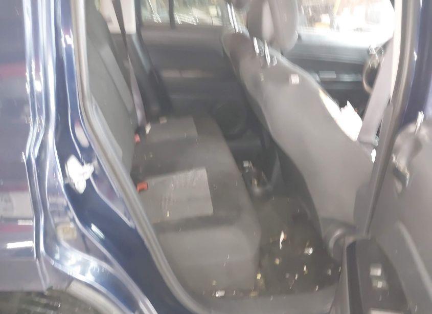 Photo 8 of 2016 Jeep Patriot SPORT (VIN 1C4NJRBB0GD779599)