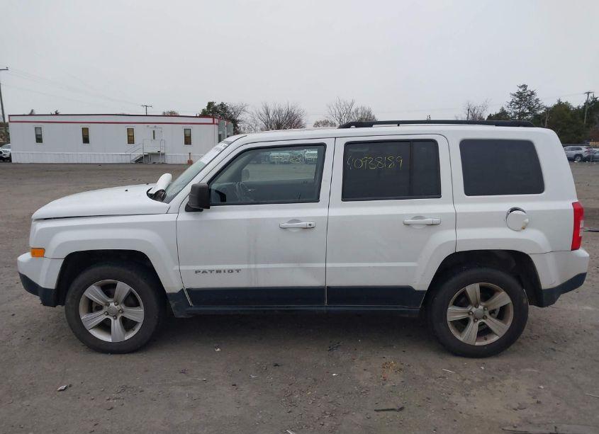 Photo 14 of 2012 Jeep Patriot SPORT (VIN 1C4NJRBB1CD604062)
