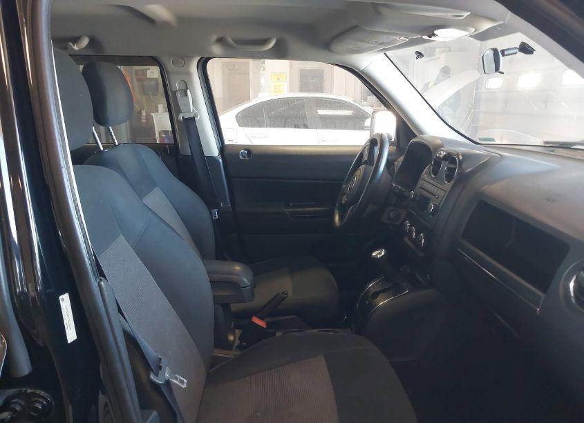 Photo 5 of 2012 Jeep Patriot SPORT (VIN 1C4NJRBB1CD616874)