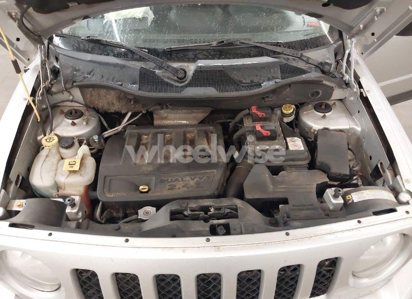 Photo 10 of 2012 Jeep Patriot SPORT (VIN 1C4NJRBB1CD617748)