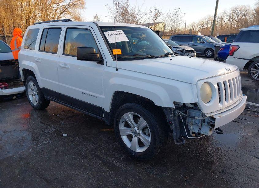 2012 Jeep Patriot SPORT (VIN 1C4NJRBB1CD676072) main photo