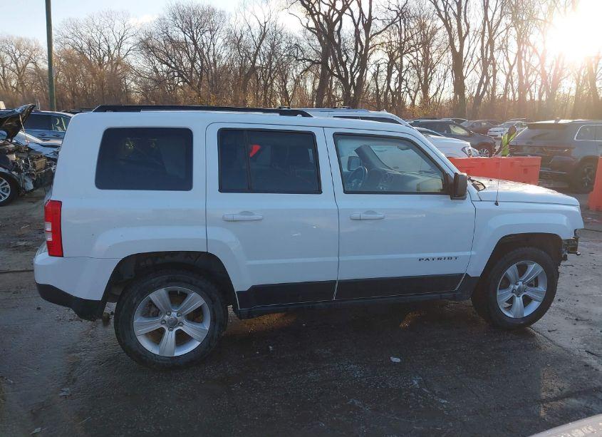 Photo 14 of 2012 Jeep Patriot SPORT (VIN 1C4NJRBB1CD676072)