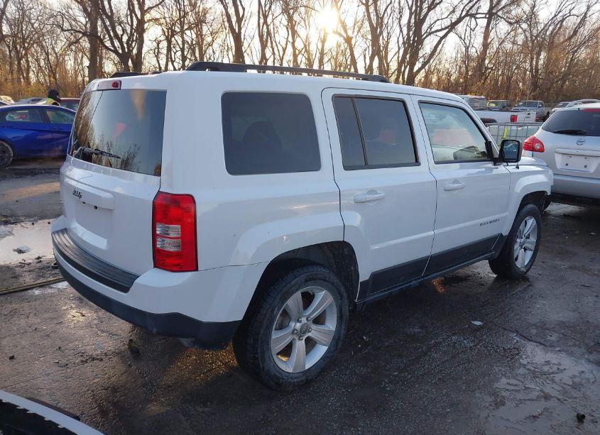 Photo 4 of 2012 Jeep Patriot SPORT (VIN 1C4NJRBB1CD676072)