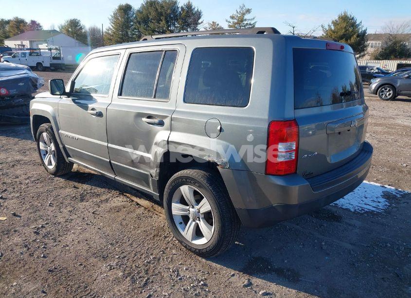 Photo 3 of 2013 Jeep Patriot SPORT (VIN 1C4NJRBB1DD140448)