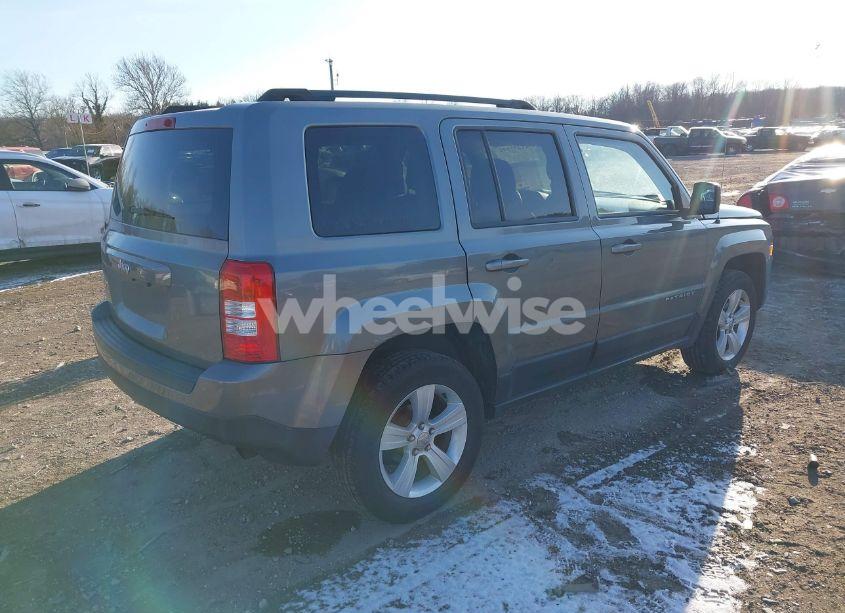 Photo 4 of 2013 Jeep Patriot SPORT (VIN 1C4NJRBB1DD140448)