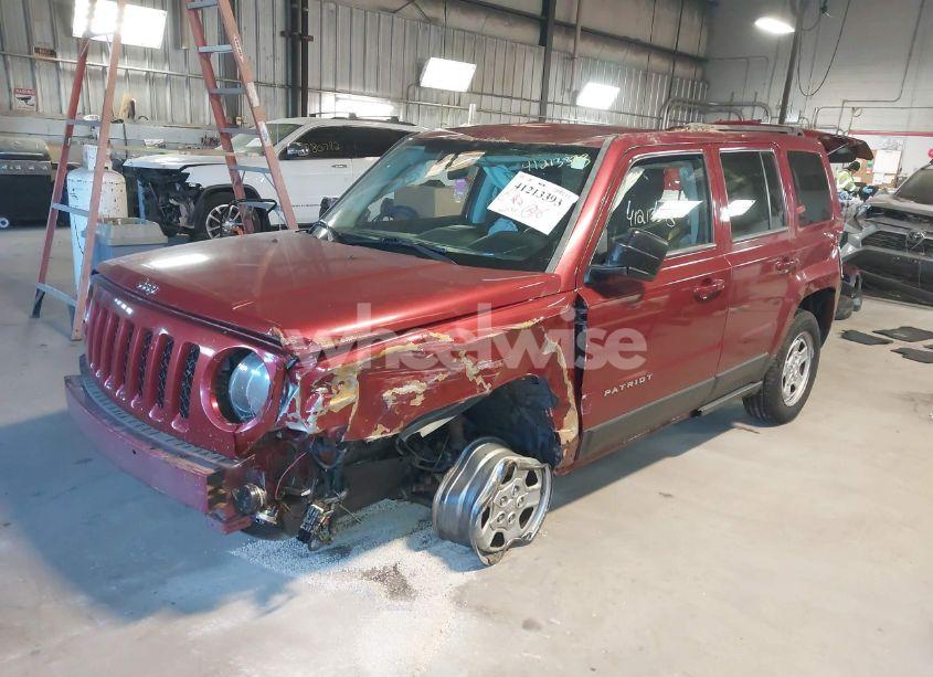 Photo 2 of 2014 Jeep Patriot SPORT (VIN 1C4NJRBB1ED728433)