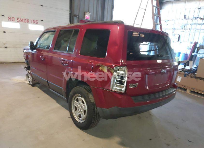 Photo 3 of 2014 Jeep Patriot SPORT (VIN 1C4NJRBB1ED728433)