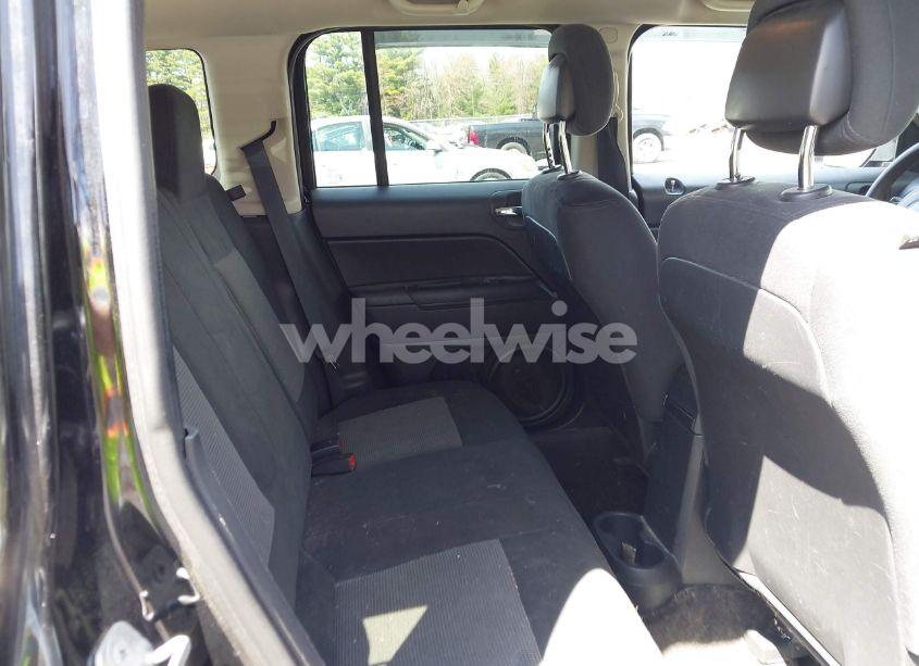 Photo 8 of 2014 Jeep Patriot SPORT (VIN 1C4NJRBB1ED811019)