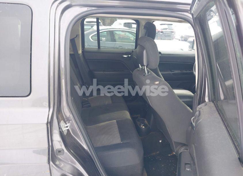 Photo 8 of 2014 Jeep Patriot SPORT (VIN 1C4NJRBB1ED842416)