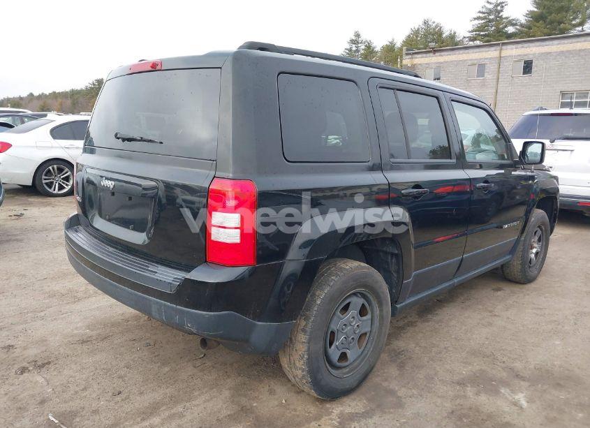 Photo 4 of 2014 Jeep Patriot SPORT (VIN 1C4NJRBB1ED852878)