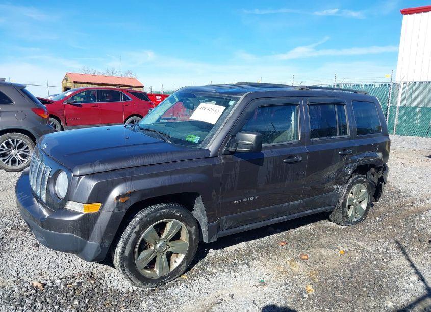 Photo 2 of 2014 Jeep Patriot SPORT (VIN 1C4NJRBB1ED858471)