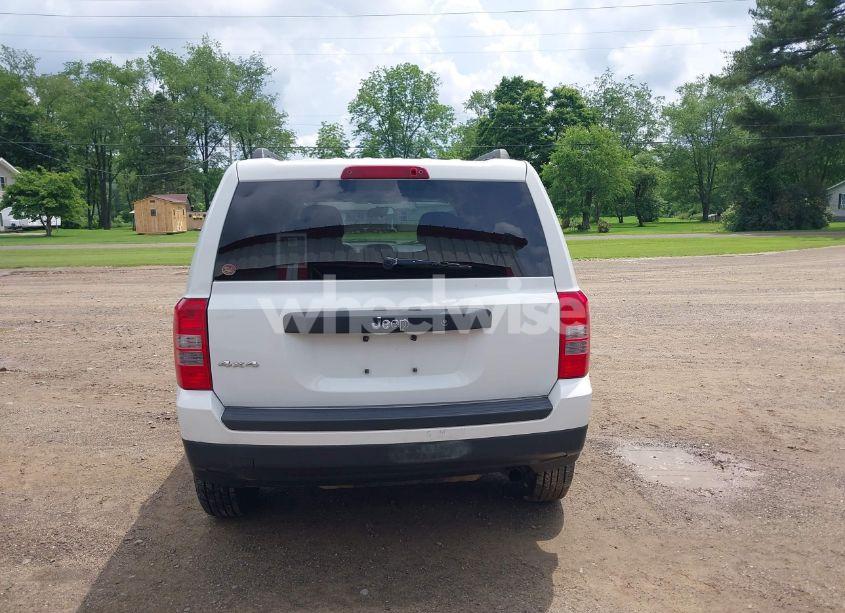 Photo 14 of 2014 Jeep Patriot SPORT (VIN 1C4NJRBB1ED924355)