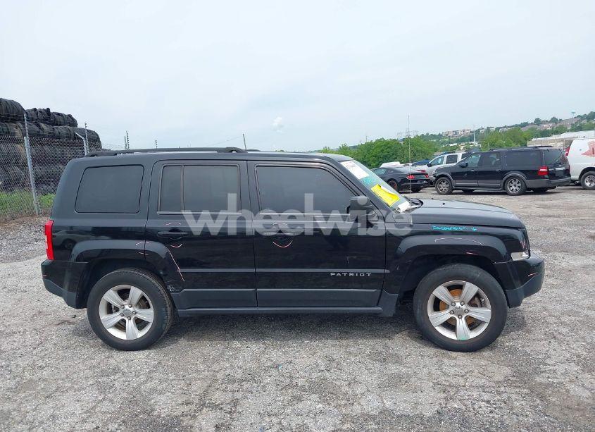 Photo 14 of 2015 Jeep Patriot SPORT (VIN 1C4NJRBB1FD121420)