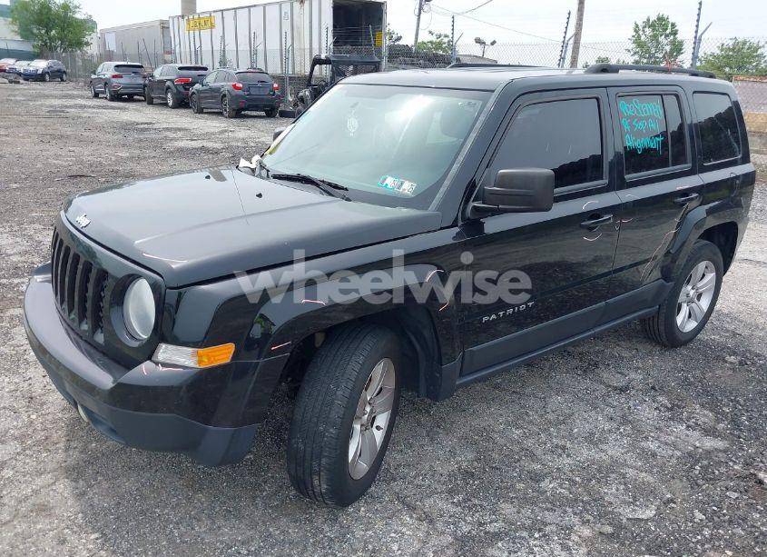 Photo 2 of 2015 Jeep Patriot SPORT (VIN 1C4NJRBB1FD121420)