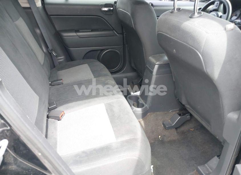 Photo 8 of 2015 Jeep Patriot SPORT (VIN 1C4NJRBB1FD121420)