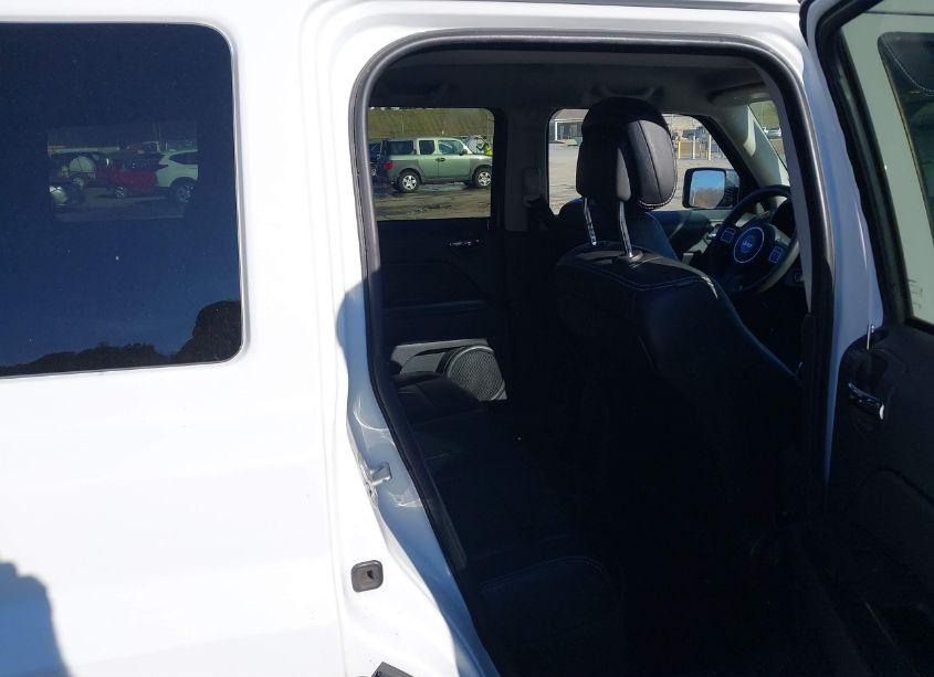 Photo 8 of 2015 Jeep Patriot ALTITUDE EDITION (VIN 1C4NJRBB1FD347361)