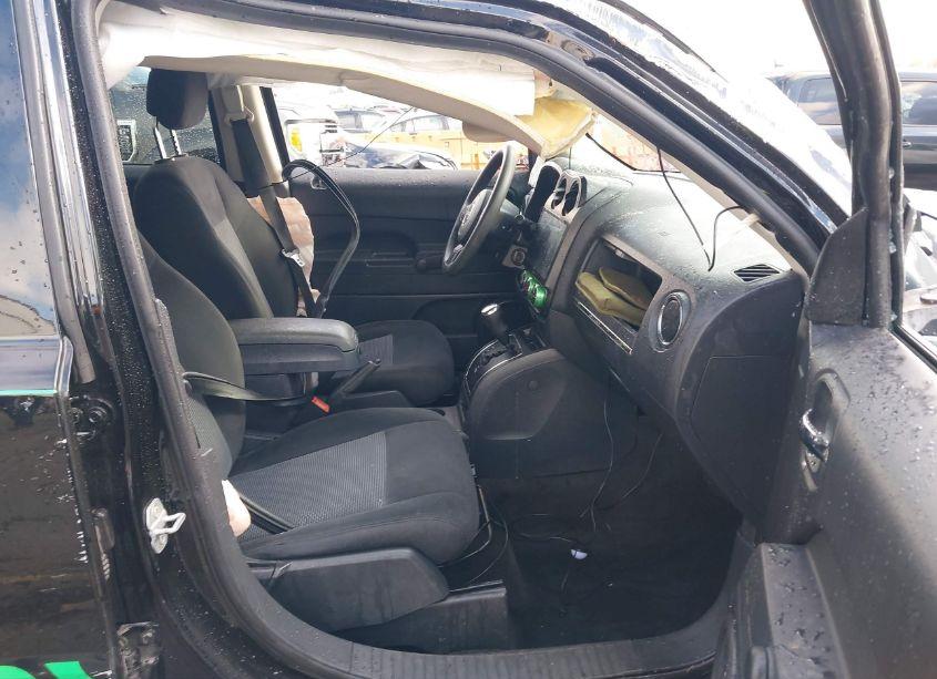 Photo 5 of 2015 Jeep Patriot ALTITUDE EDITION (VIN 1C4NJRBB1FD425931)